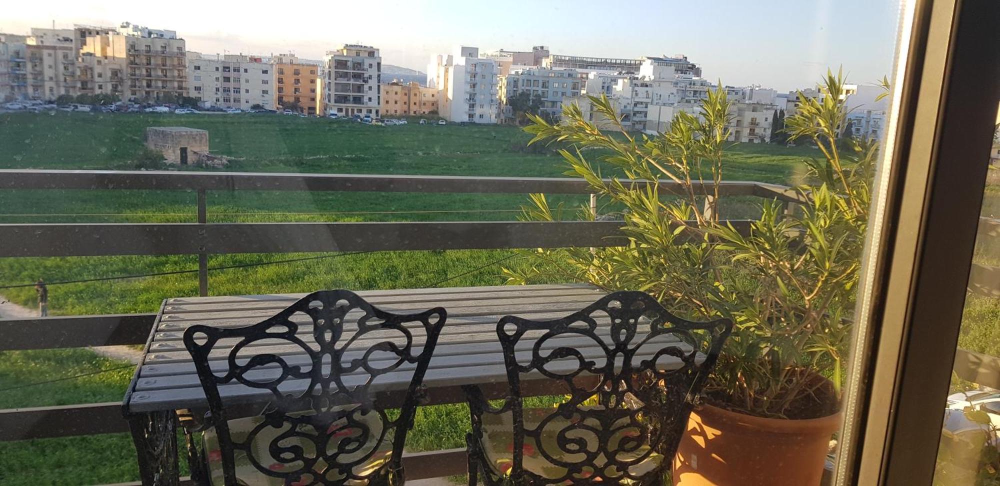 Sunshine Court Budget St. Paul's Bay Exteriér fotografie